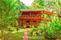波卡肯皮旅行社 Amazon Shelter附近的飯店