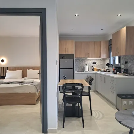 Rafkon Luxury Apartments - Myrina