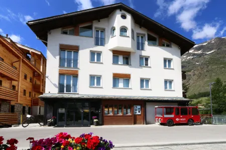 Amber Ski-in/Out Hotel & Spa