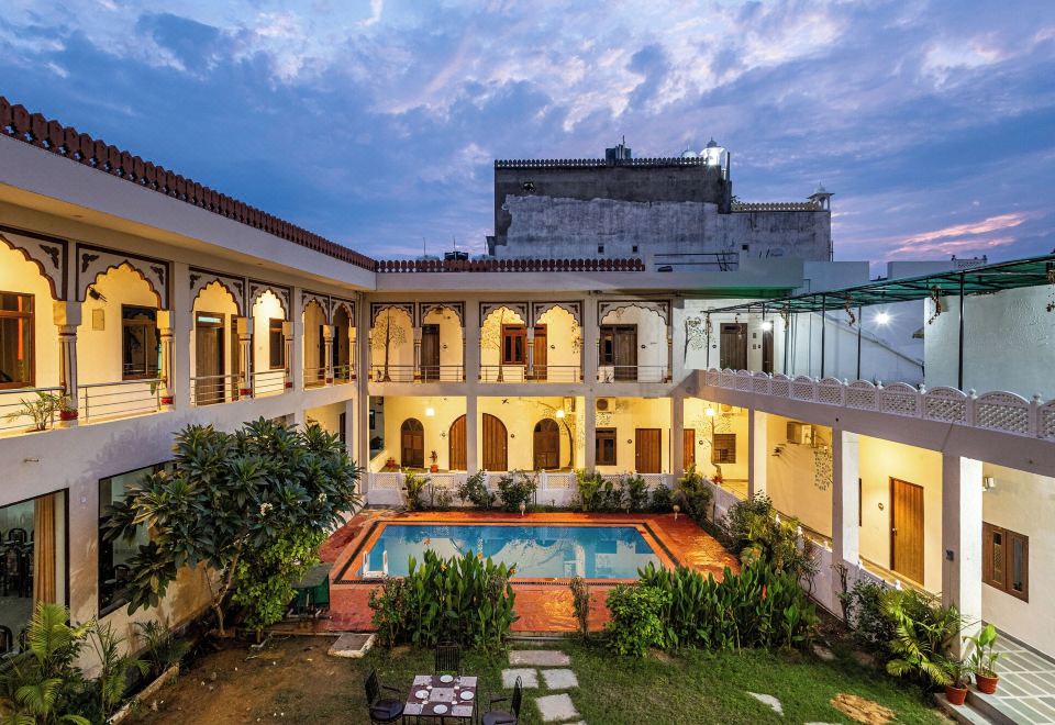 hotel overview picture