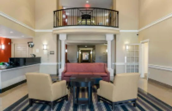 베이몬트 바이 윈덤 오번 힐스 사우스