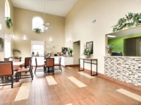 Key West Inn - Millbrook Hotels in Millbrook