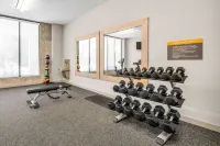 La Quinta Inn & Suites by Wyndham San Jose Airport-Downtown