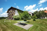 Roomingtons City Waldkirchen Hotels in Breitenberg