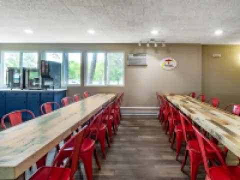 Super 8 by Wyndham Duluth Hotels in Duluth