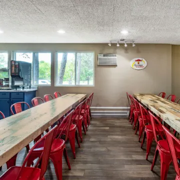 Super 8 by Wyndham Duluth