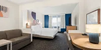 Spark by Hilton Moline Quad Cities - Chambre Roi Avec Canapé