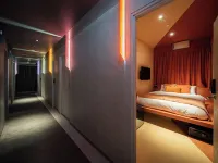 OCICA OSHIAGE TOKYO by R HOTEL