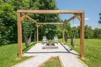 WiFi, Hot Tub, Pool Table, Pet Friendly - Huckleberry Arch in Red River Gorge Hotels in Wolfe County