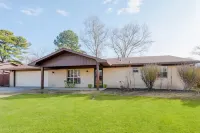 Backyard Oasis with BBQ and Secure Bike Garage - Charming Mid-Century Haven