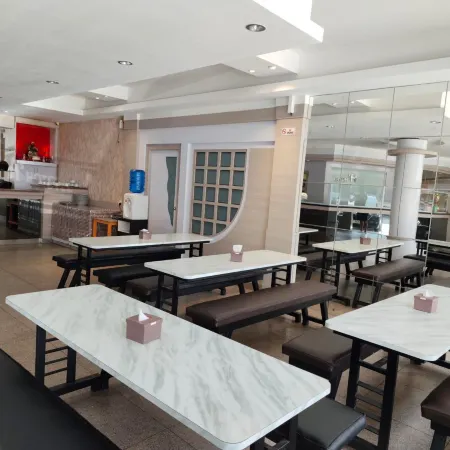 H3 Hotel Отели в г. Танджунг-Балай-Каримун