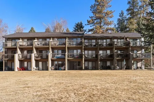 Amazing WATERFRONT GETAWAY with Views of Gorgeous Flathead Lake