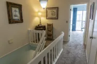 Charming Coastal Retreat with Stunning Sea Views and Pool - Delightful Haven