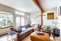 Elegant Mountain Retreat | Upscale Kitchen, Heated Floors, Fireplace, Hot Tub