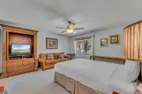 Gourmet Kitchen and Spacious Decks - Charming Handcrafted Haven