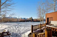 Spacious Backyard and Cozy Fireplace - Charming Family Retreat Hotels in Granby