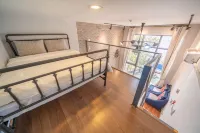 여수 더설렘 온수수영장펜션  호텔