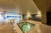 Newmark Condo Suite