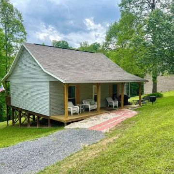 Summersville Lake Cottage