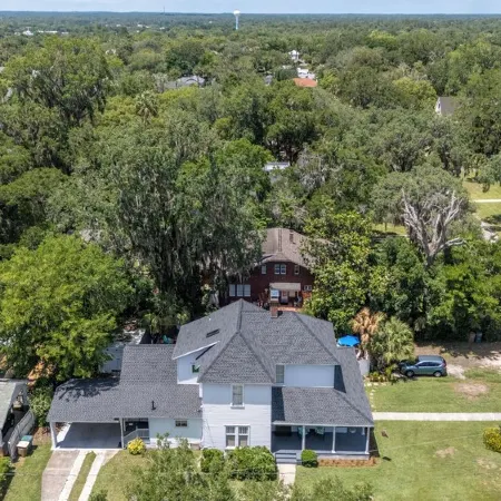 Private historic district apt with pool-suite A