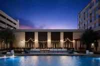 Marriott Dallas Allen Hotel & Convention Center - Pool