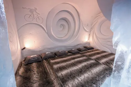 Arctic SnowHotel & Glass Igloos