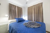 Central Caravan Park Hotels in Guildford