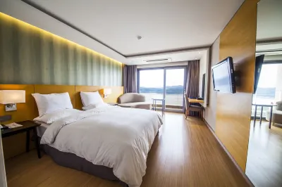 Asia Lakeside Hotel Hotels in 