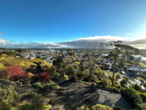 Sheer Pleasure Accommodation Hotels in Smithton