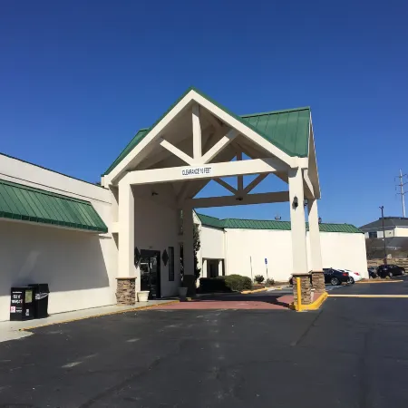 Quality Inn & Suites Hanes Mall