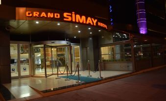Grand Simay Hotel