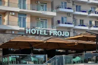 Hotel Frojd - Beach Front Resort Hôtels à : Velipoje