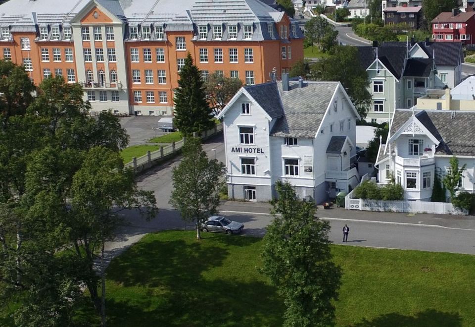 hotel overview picture
