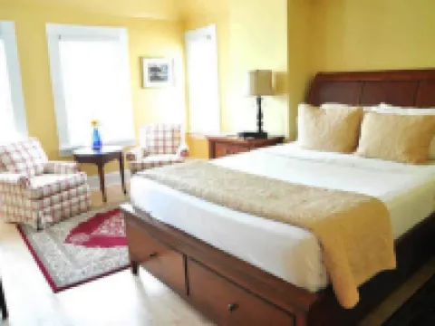 Greenway House Bed and Breakfast Hotels in Green Lake County