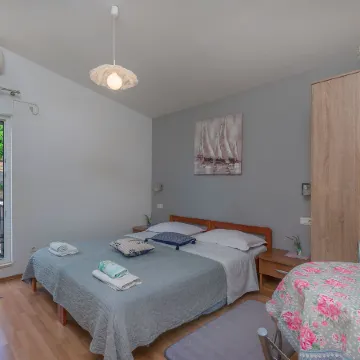 Apartment Goge