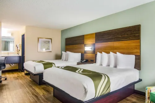 Quality Inn & Suites Hotels in Lake City