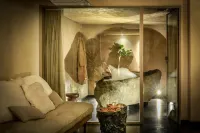 Pixel - by Loginn Tel-Avivian Hotels - spa