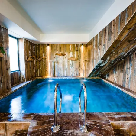 Le Hameau des Pesquiers Ecolodge & Spa, Curio Collection by Hilton