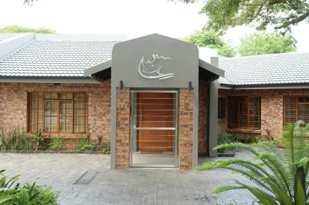 Rhino Coast Guesthouse