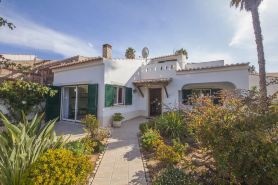 A14 - Cozy Torraltinha Apartment