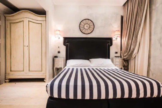 Mdm Guesthouse Hotels near Vaticano Prati