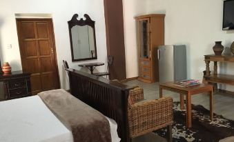 African Home Hotel