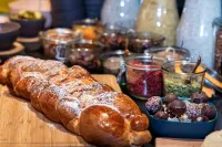 Hôtel Tandem - Boutique Hôtel - sarapan
