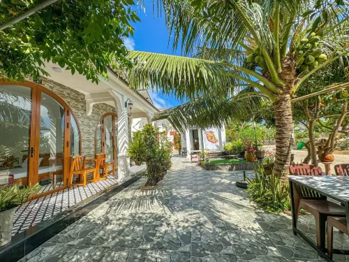 BA DUNG VILLA Coffee Hotels in Long Hai