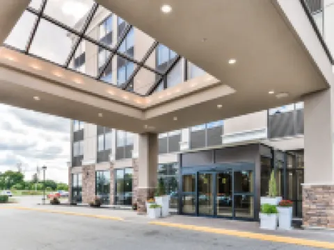 ดับเบิลทรี บาย ฮิลตัน คิทชินเนอร์ โรงแรมในคิตเชเนอร์