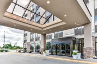 DoubleTree by Hilton Kitchener Hotels in der Nähe von Checkerboard Restaurant and Coffee Bar
