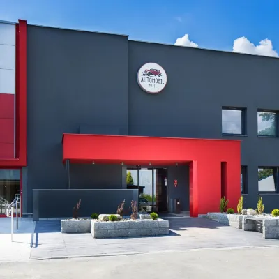 Automobil Hotel Отели рядом с достопримечательностью «Торгово-выставочный центр Кракова»