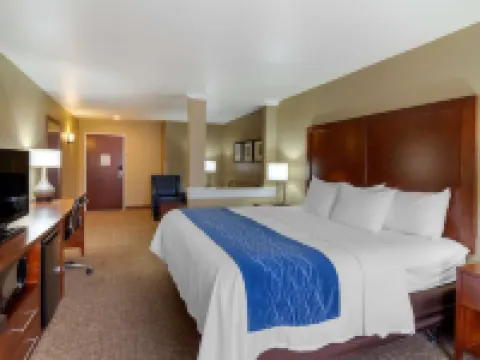 Comfort Inn & Suites Mandan - Bismarck Ξενοδοχεία στην πόλη Mandan
