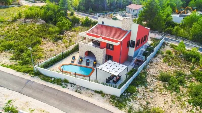Villa Iris Zadarvillas فنادق في 