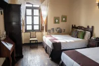 Casa Noble Hotel